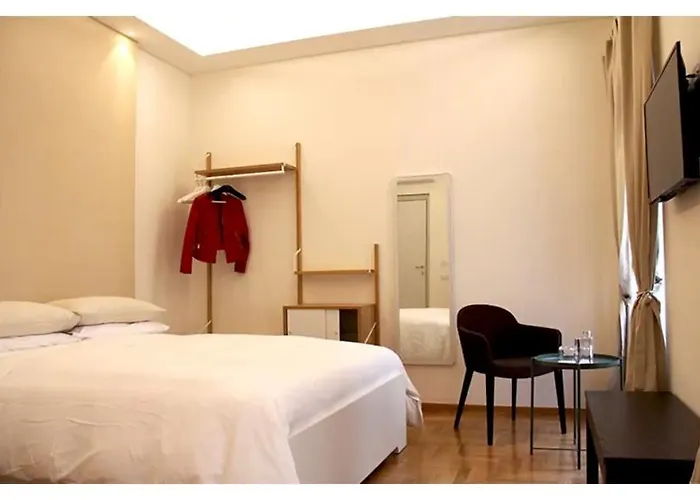Domo Guesthouse *